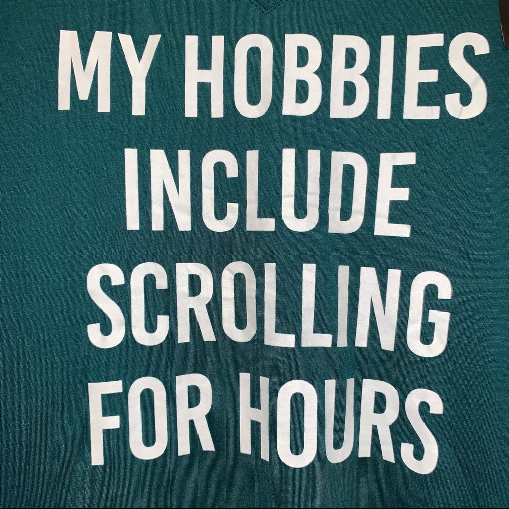 NEW! TORRID “Scrolling” Long Sleeve Raglan V-Neck Tee, Forest Green, NWT! - Picture 3 of 15
